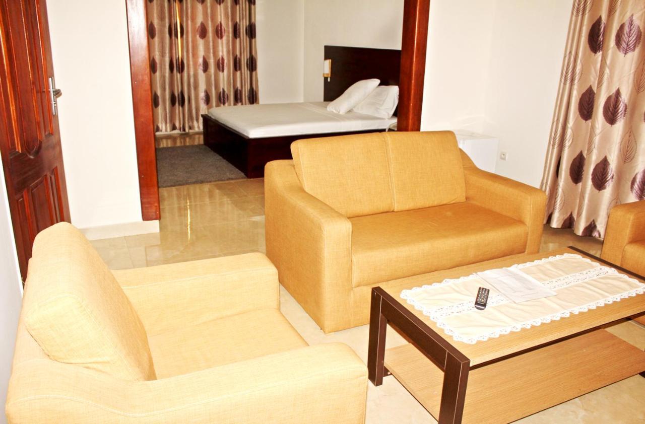 Hotel Ganiela Kpalimé Exterior foto